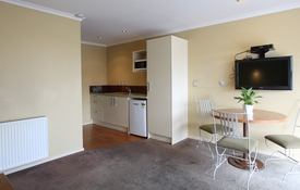 1 Bedroom living room